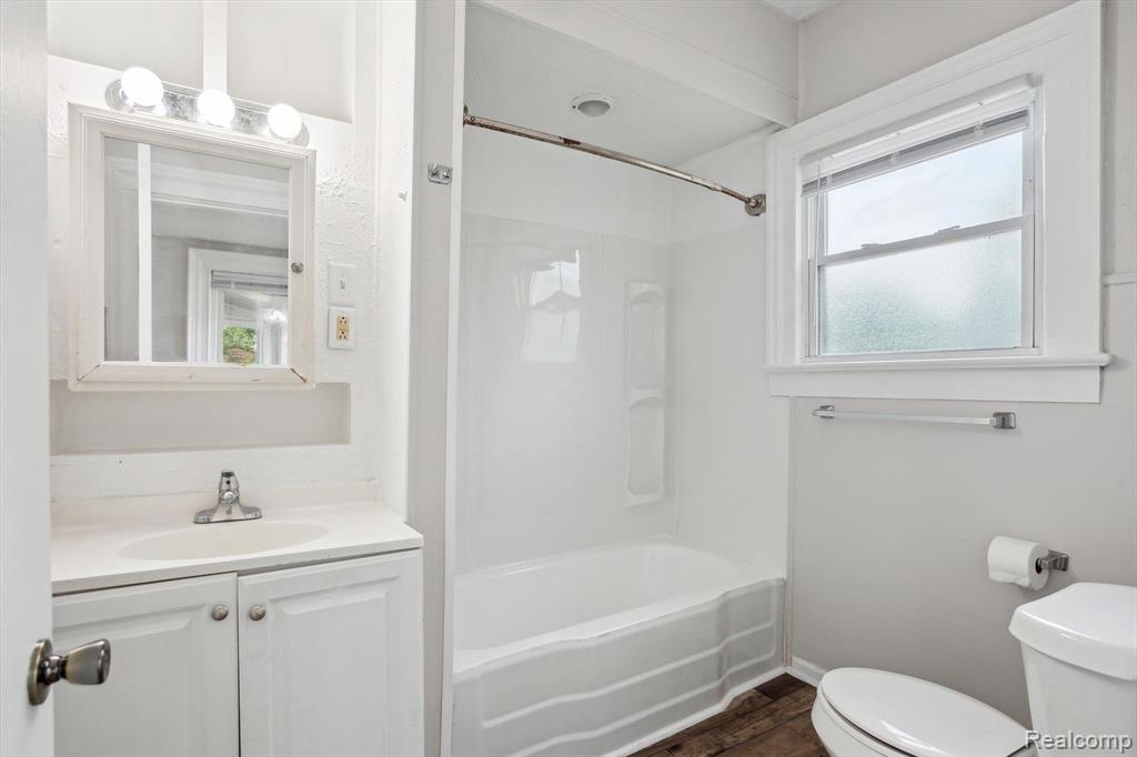 533 W GANSON Street, Jackson, MI 49201 — Photo 24