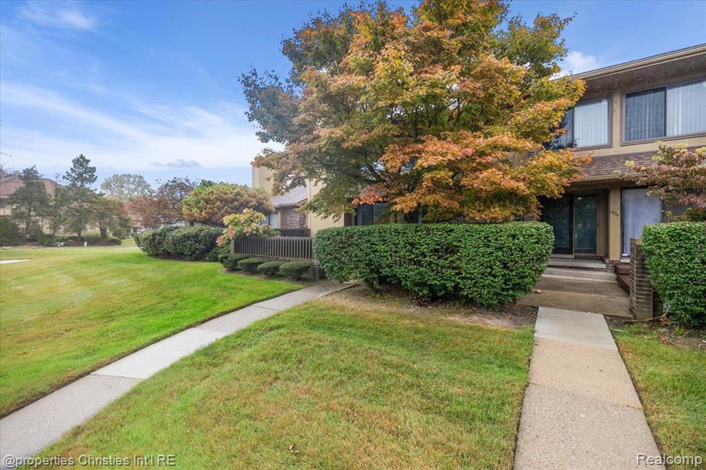 1806 S Hill Boulevard, Bloomfield Hills, MI 48304 — Photo 4