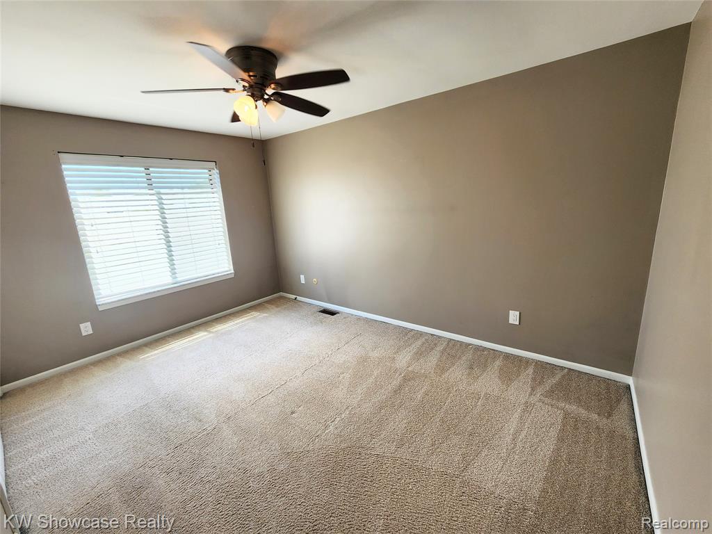 38824 Windmill Pointe S, Clinton Twp, MI 48038 — Photo 23