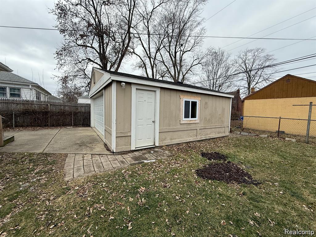8241 KALTZ, Center Line, MI 48015 — Photo 26