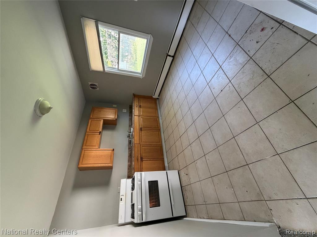 26307 Woodmont Street, Roseville, MI 48066 — Photo 3
