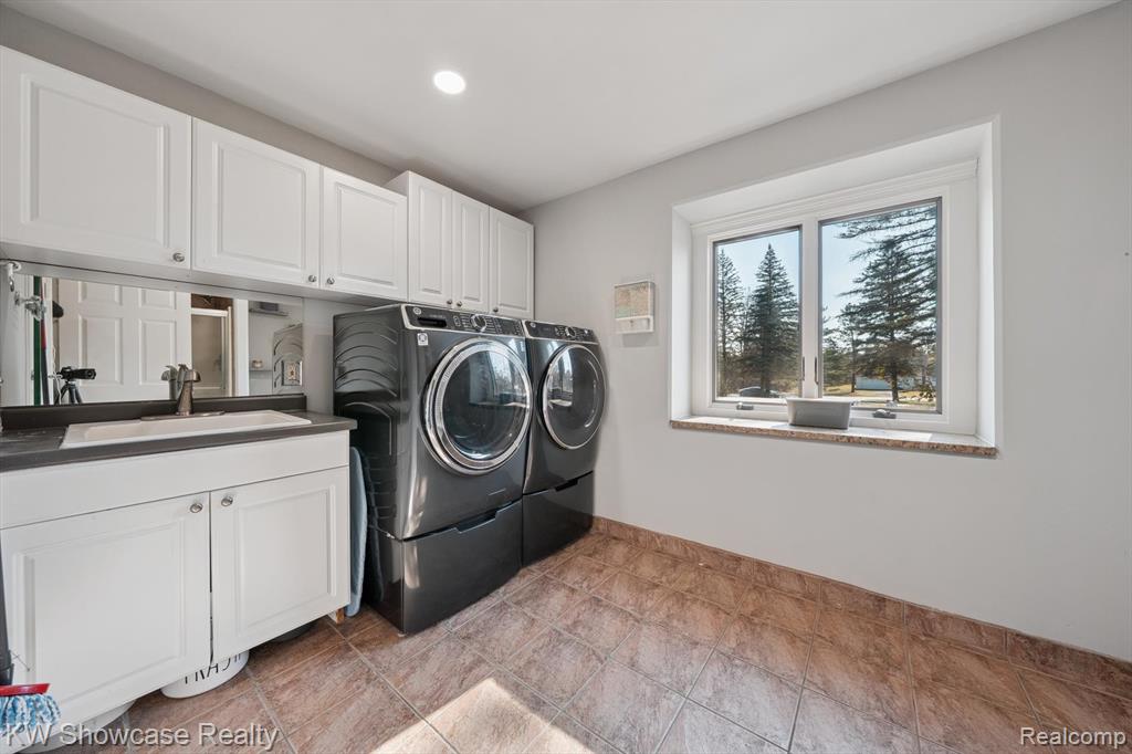 1112 W Cook Road, Grand Blanc, MI 48439 — Photo 45