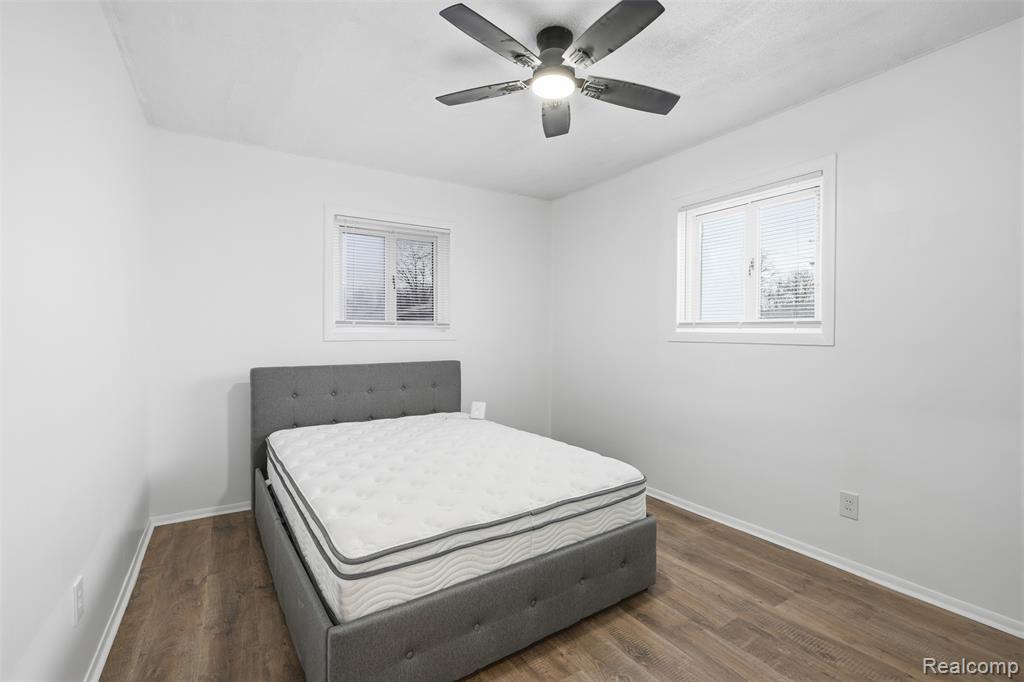 33060 Cherry Hill Road, Garden City, MI — Photo 13