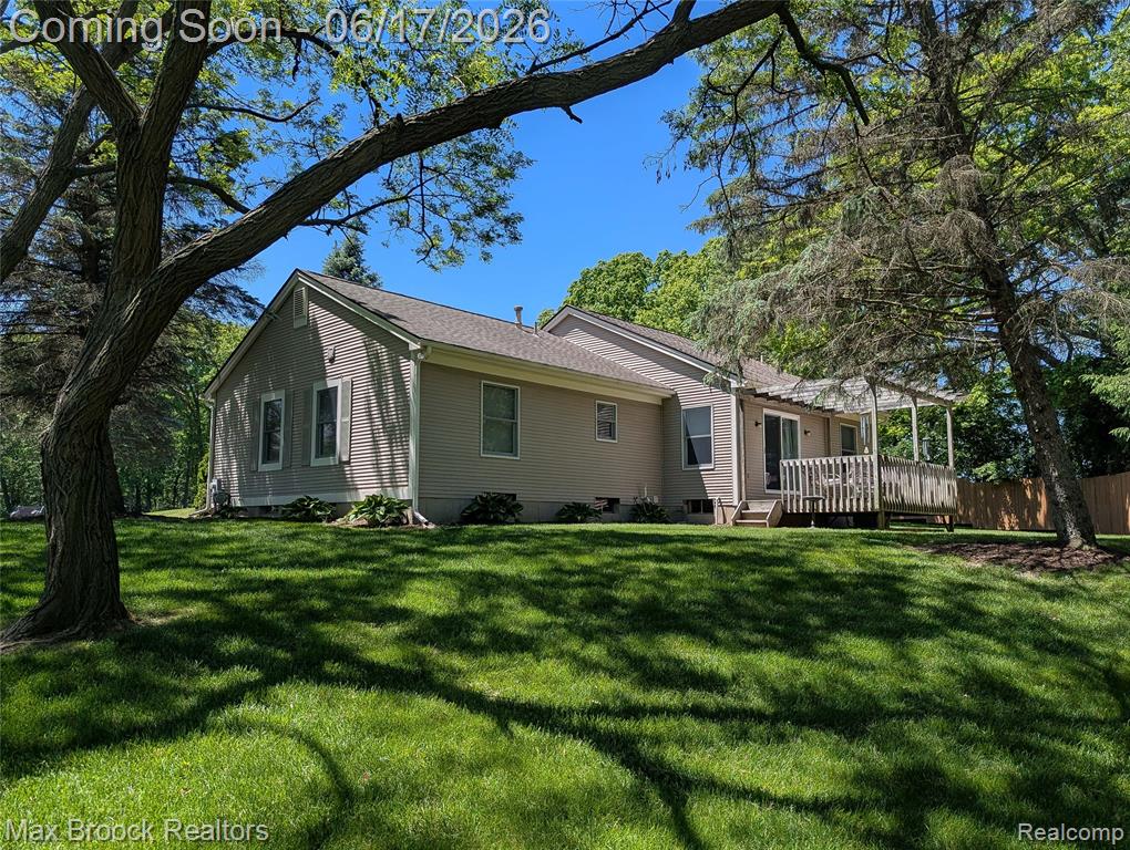 5466 Taylor Lane, Clarkston, MI — Photo 5