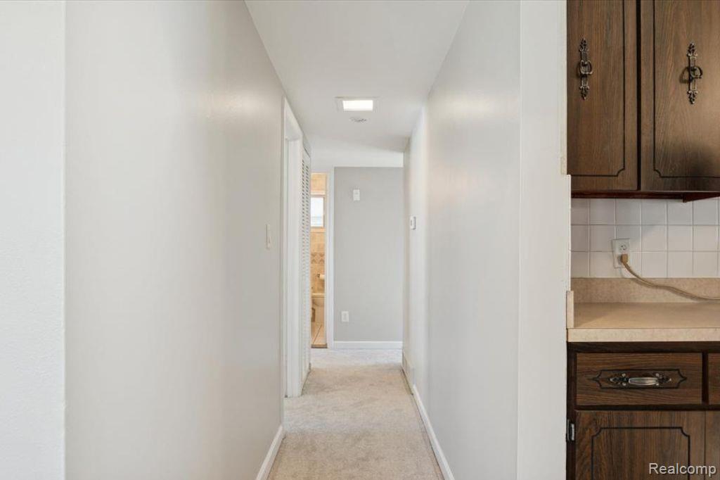 4943 Pardee Avenue, Dearborn Heights, MI 48125 — Photo 14