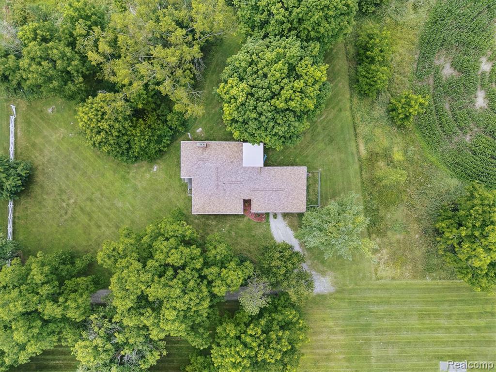 7467 McCandlish Road, Grand Blanc, MI 48439 — Photo 39