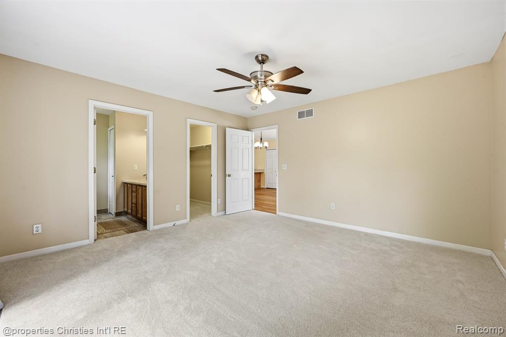 8896 Redstone Drive, Pinckney, MI 48169 — Photo 14