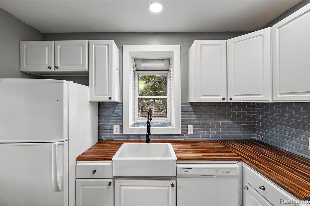 536 ATWATER Street, Lake Orion, MI 48362 — Photo 22