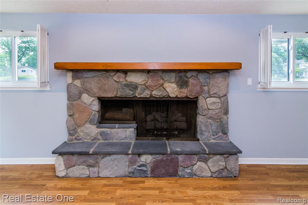 6845 Tamerlane Drive, West Bloomfield, MI — Photo 41