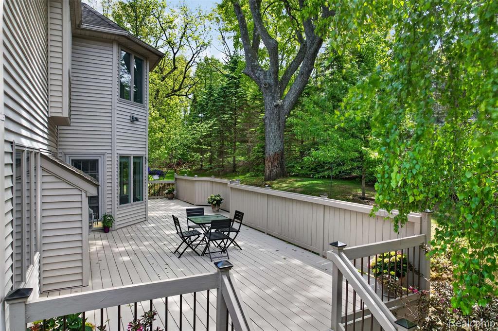 9194 Orion Drive, Brighton, MI 48114 — Photo 38