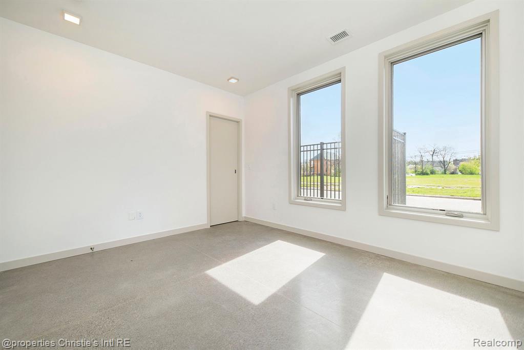1454 Townsend, Detroit, MI 48214 — Photo 14
