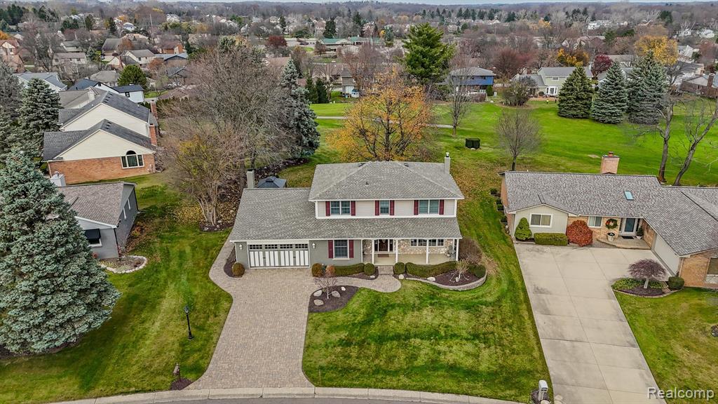 682 Heritage Lane S, Rochester Hills, MI 48309 — Photo 79