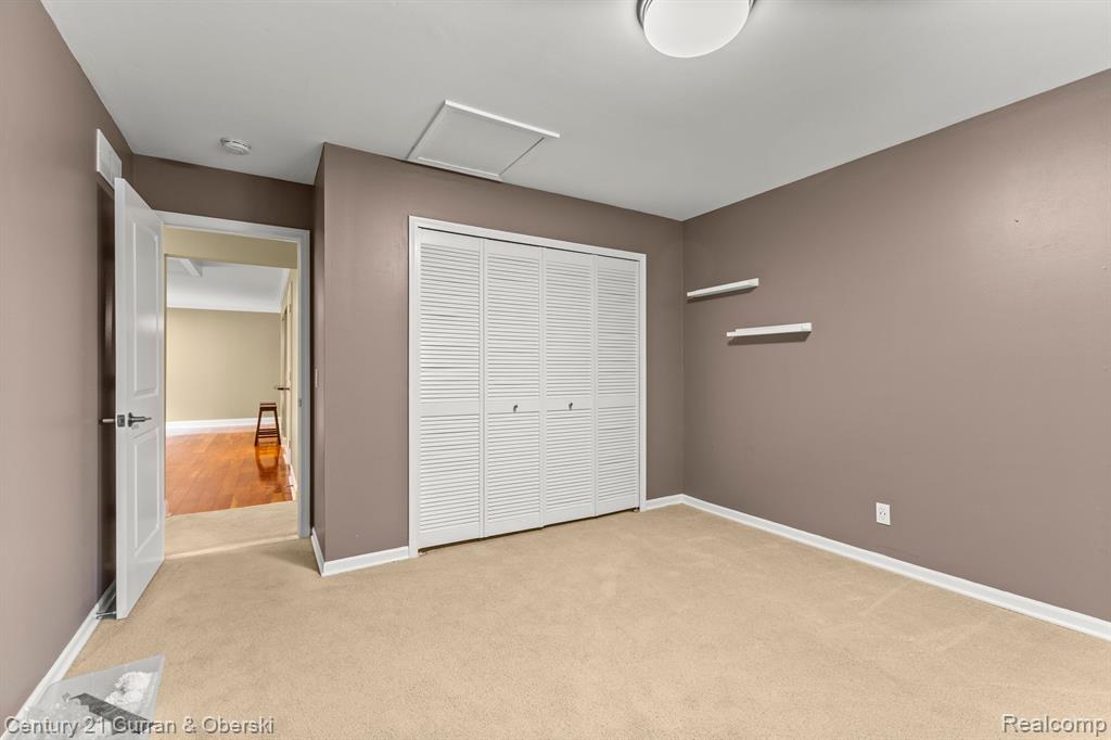 11865 Sycamore Dr, Plymouth, MI 48170 — Photo 13