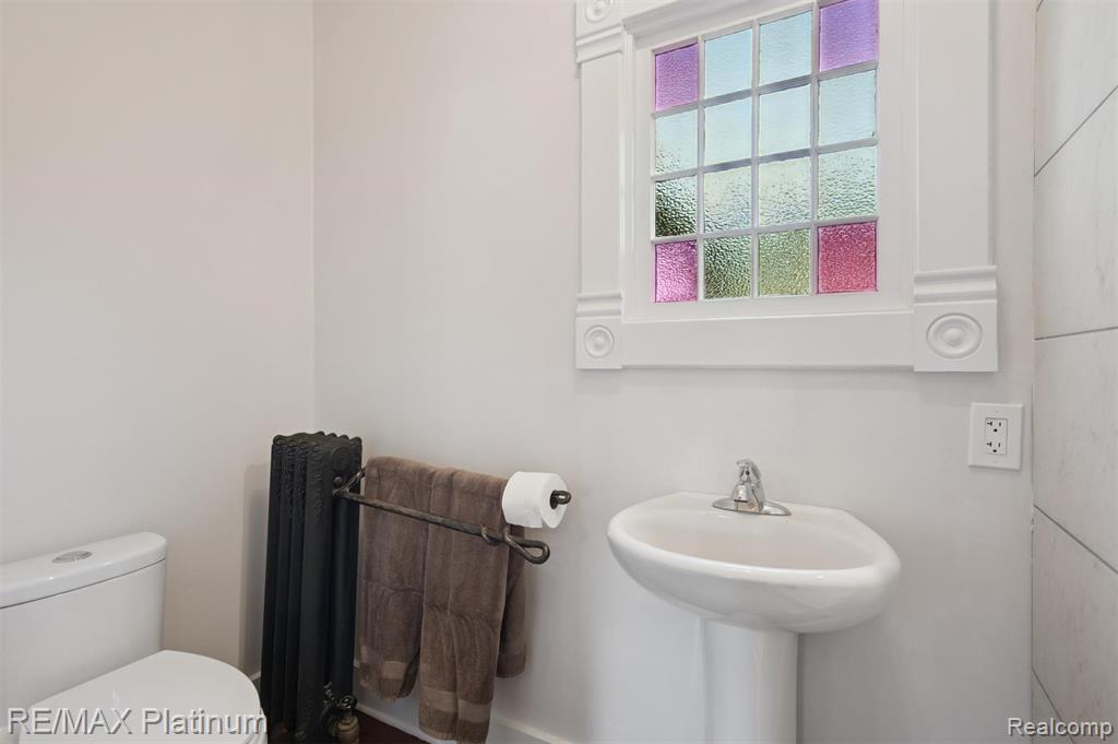 126 W Hanover Street, Marshall, MI 49068 — Photo 32