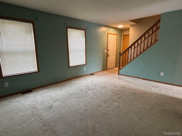 879 Barren Oaks Drive, Pontiac, MI 48341 — Photo 4