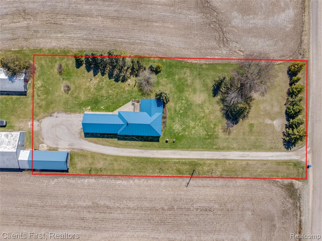 342 N Chambers Road, Tawas City, MI 48763 — Photo 2