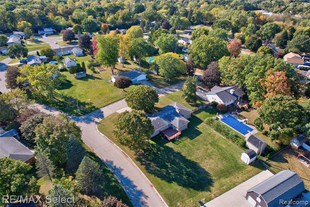 4290 Hedgethorn Circle, Burton, MI 48509 — Photo 53