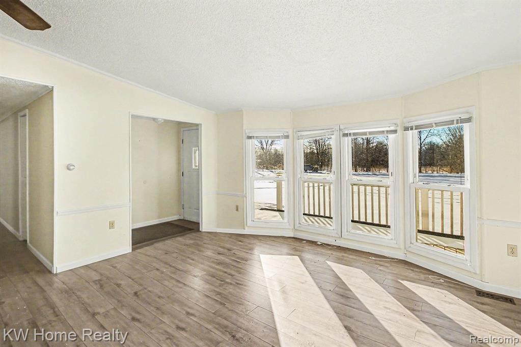 4038 Catlin Road, Columbiaville, MI 48421 — Photo 8