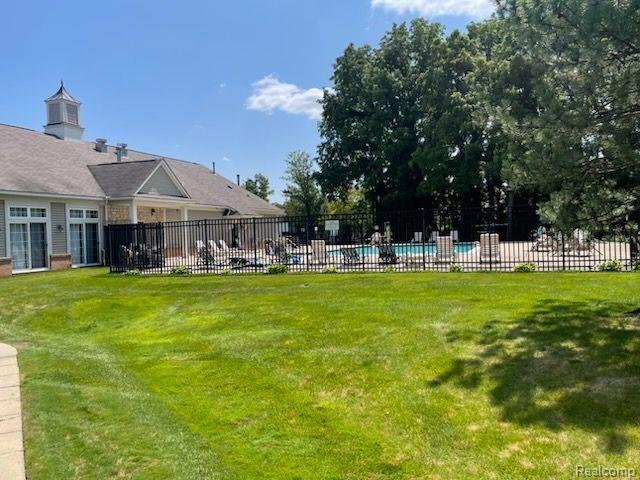 1885 PINECROFT Drive, Canton, MI 48188 — Photo 16