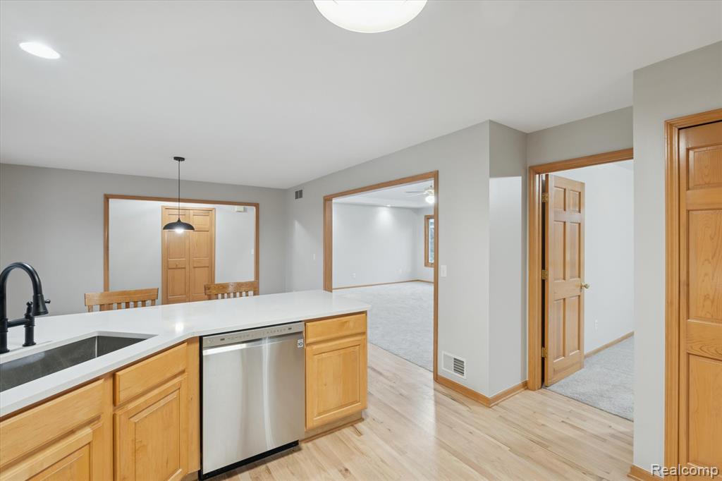 7183 Miller Lane, Grand Blanc, MI 48439 — Photo 15