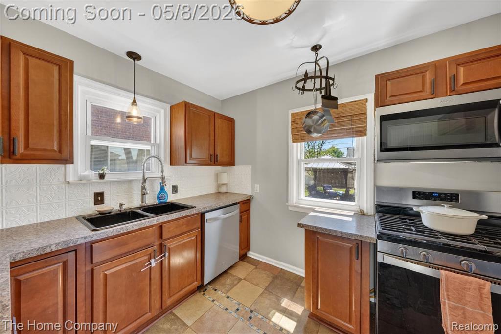 13117 Catalpa Street, Southgate, MI 48195 — Photo 14
