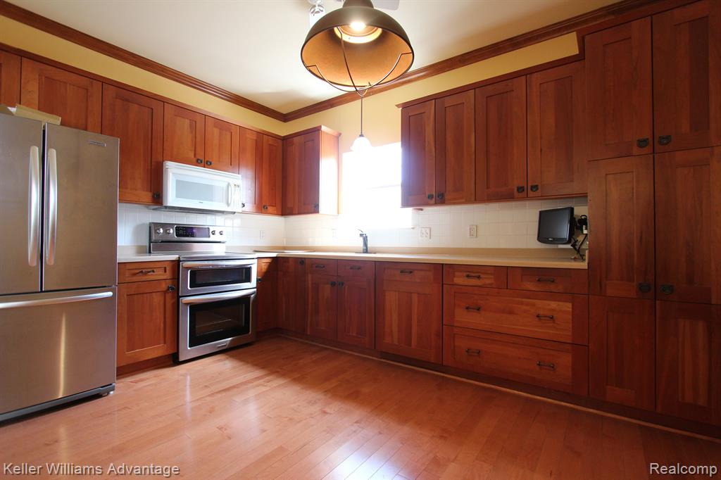 41919 Cantebury Drive, Novi, MI 48377 — Photo 5