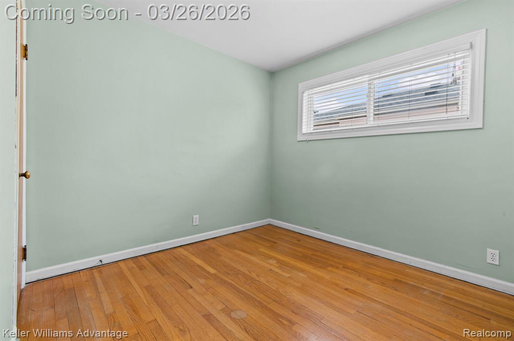 14060 Elgin Street, Oak Park, MI 48237 — Photo 18