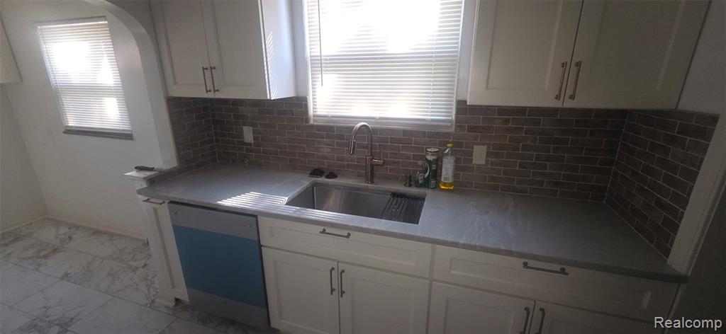 5731 Courville Street, Detroit, MI 48224 — Photo 17