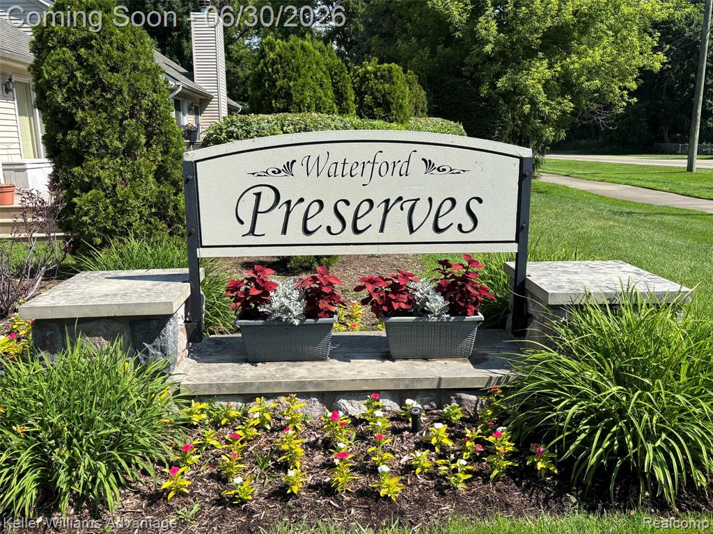5517 Ashby Court, Waterford, MI 48327 — Photo 2