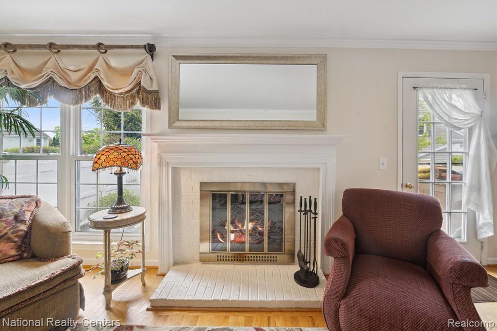 21336 E GLEN HAVEN Circle, Northville, MI 48167 — Photo 5