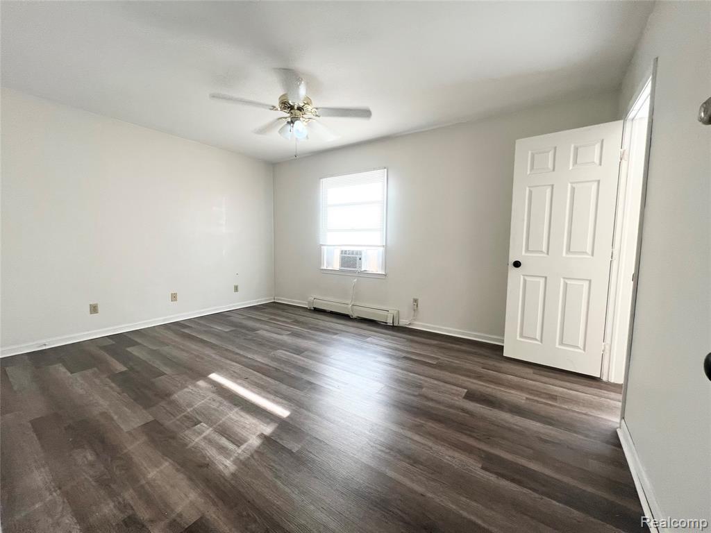 8760 Carpenter Road, Milan, MI 48160 — Photo 18