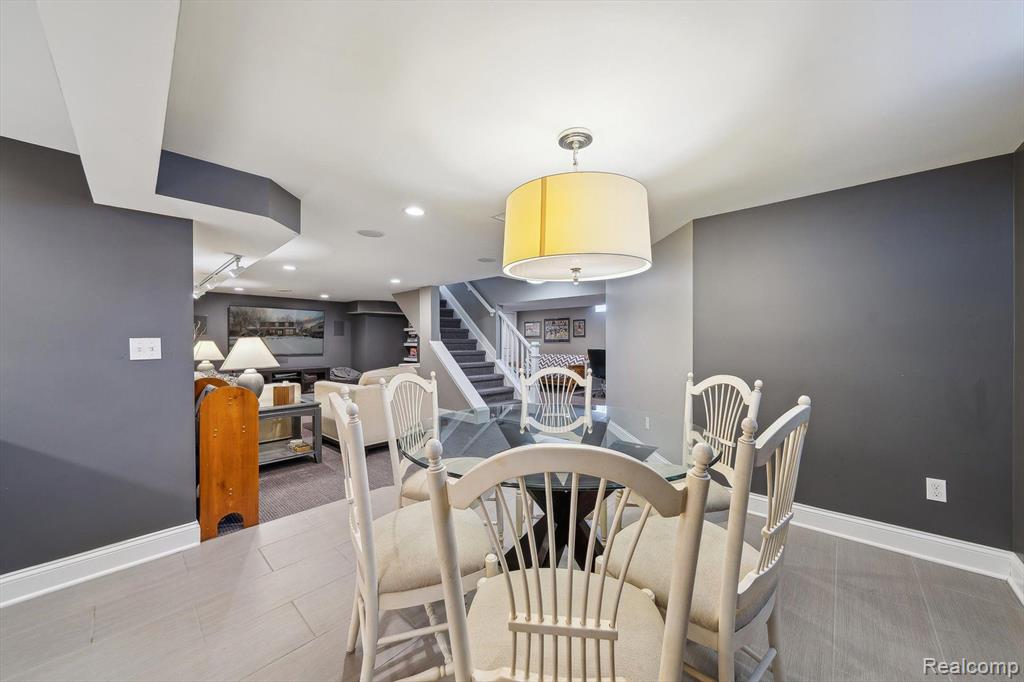 15946 WINCHESTER Drive, Northville, MI 48168 — Photo 41