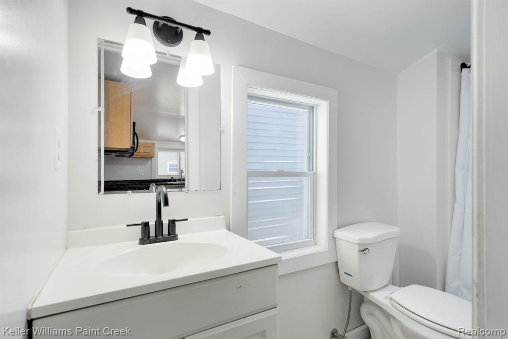 23700 E Main Street, Armada, MI — Photo 18