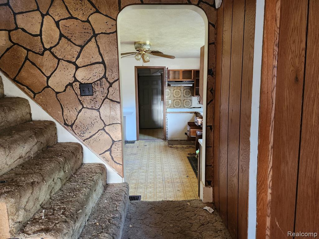 315 MCOMBER Street, Dowagiac, MI 49047 — Photo 5