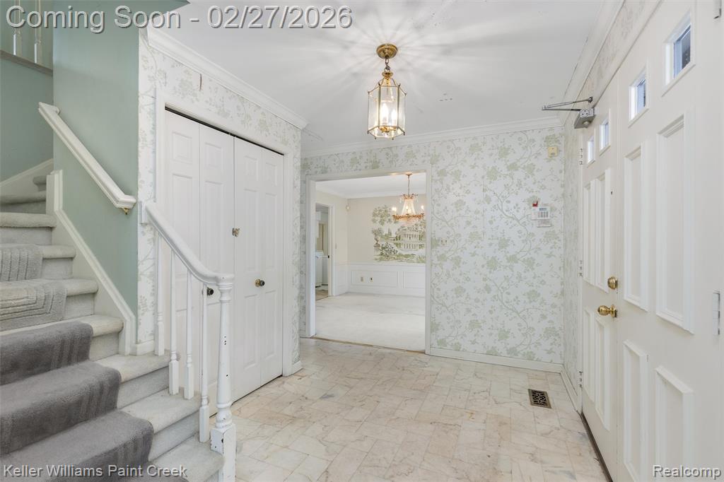 4732 Barcroft Way, Sterling Heights, MI 48310 — Photo 8