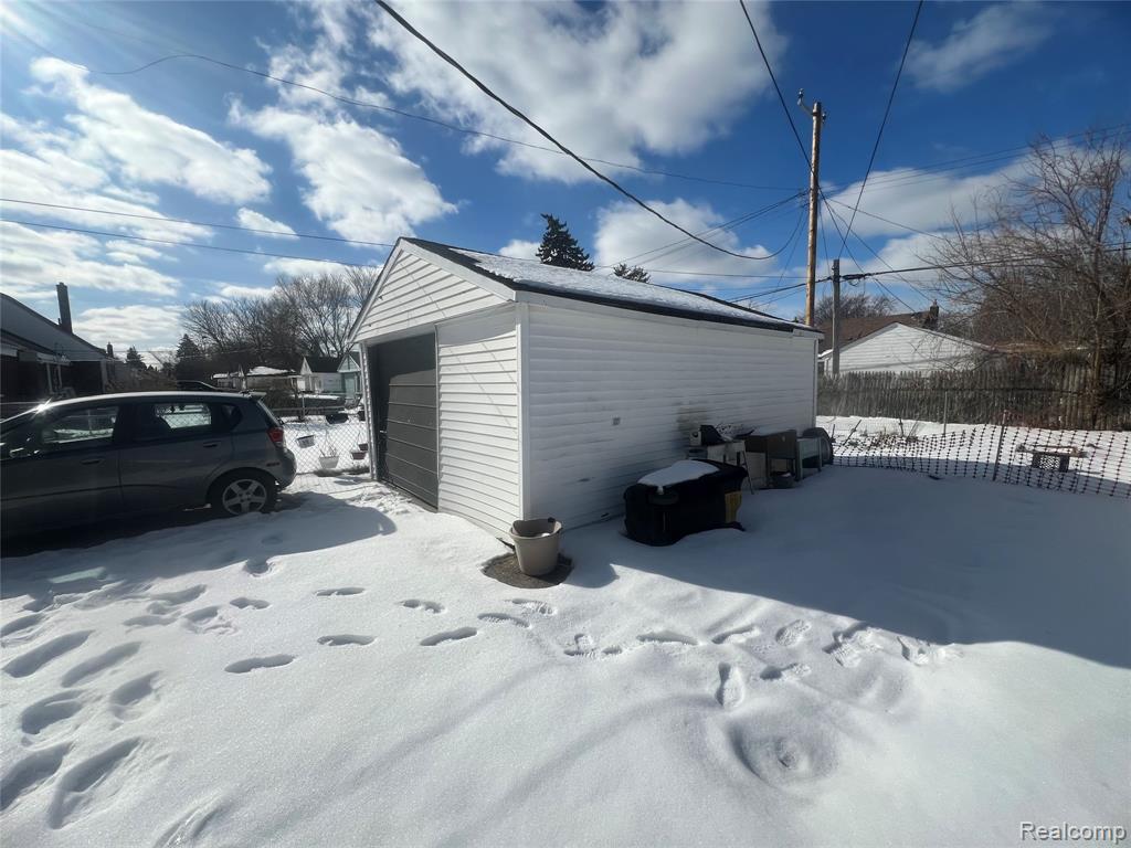 17665 Runyon Street, Detroit, MI 48234 — Photo 8