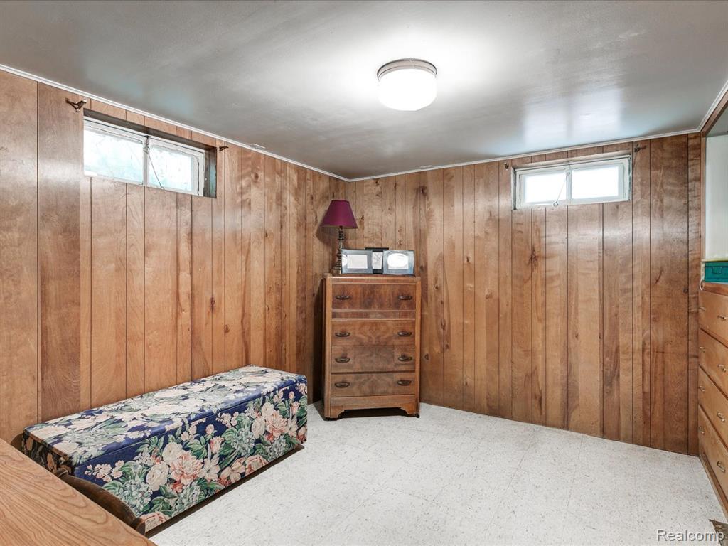 825 Sanborn Street, Port Huron, MI 48060 — Photo 23