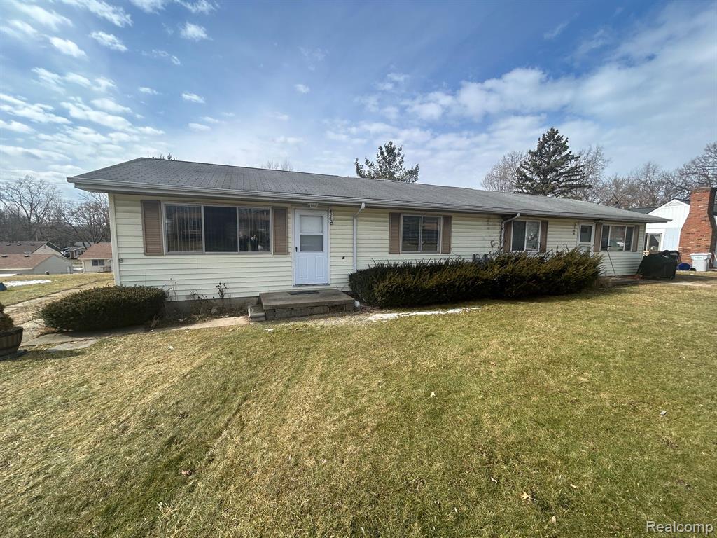 5262 VAN WINKLE Street, Brighton, MI 48116 — front exterior