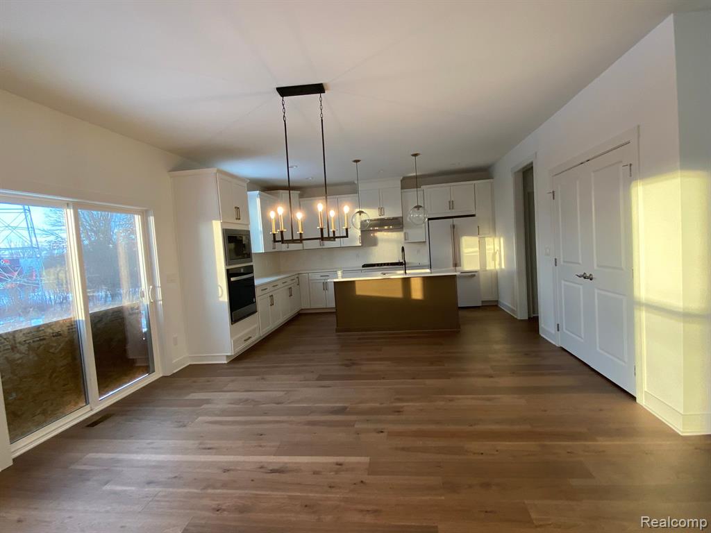 5564 HOBART, West Bloomfield, MI — Photo 10