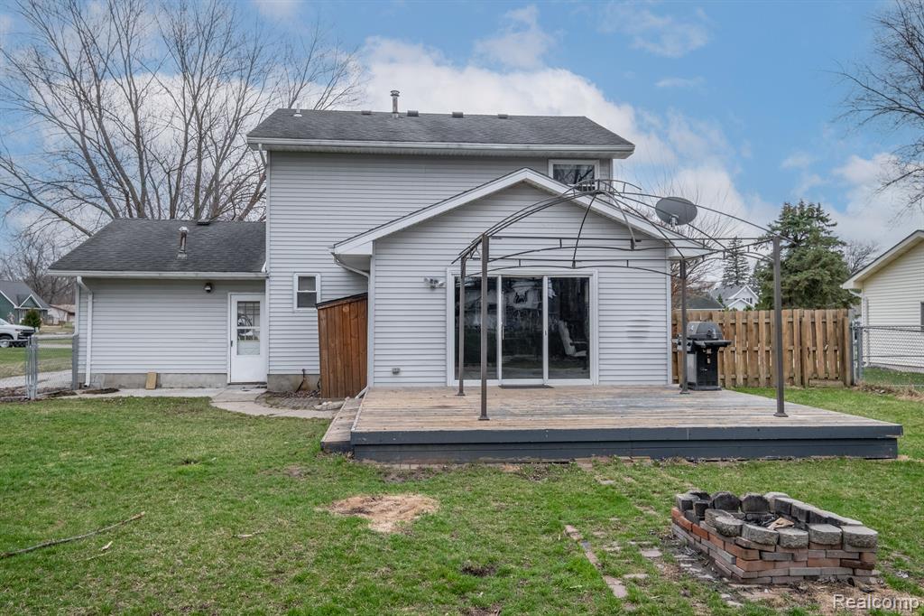 5403 OLE BANNER Trail, Grand Blanc, MI 48439 — Photo 19