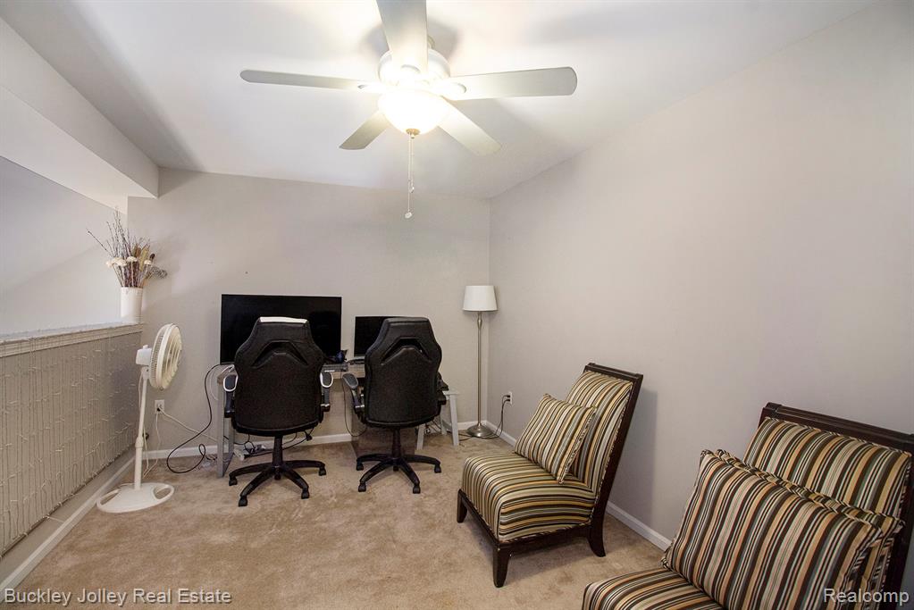 1018 Shiawassee Circle, Howell, MI 48843 — Photo 13