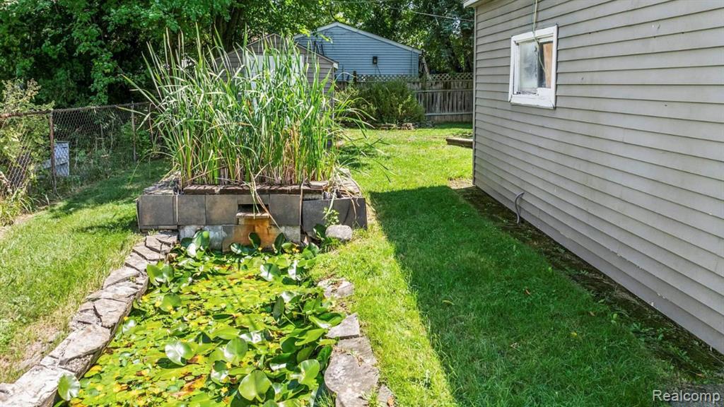 6652 Rockdale Street, Dearborn Heights, MI 48127 — Photo 4
