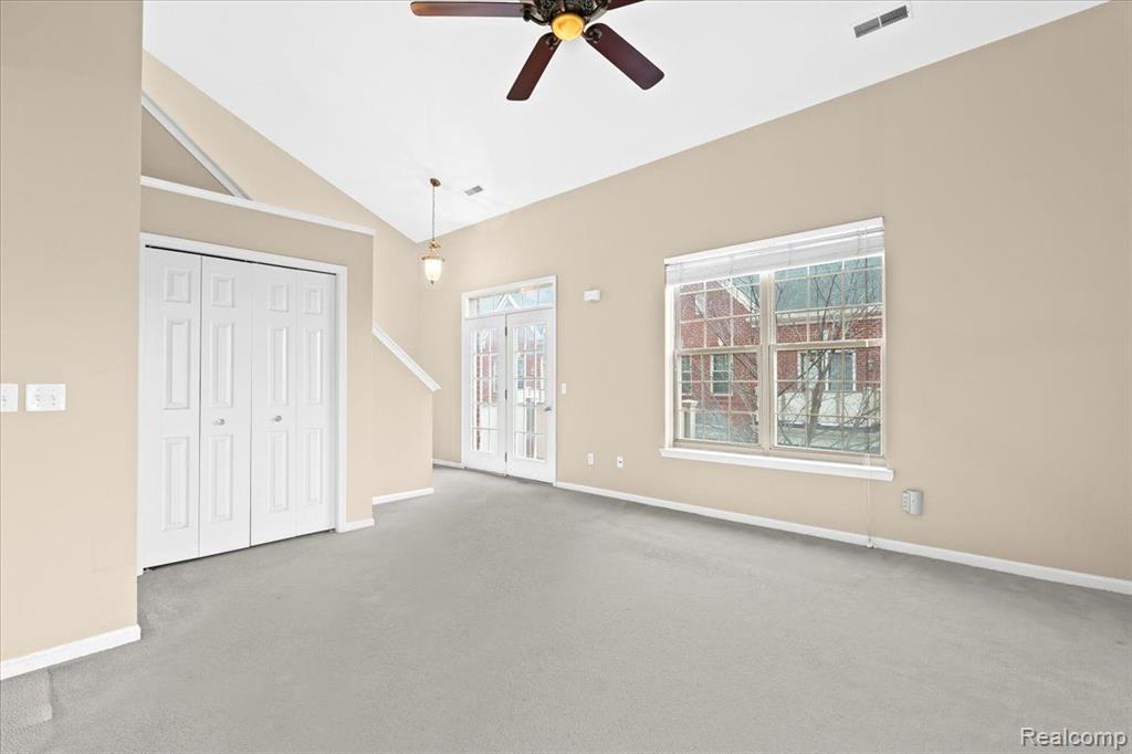 1039 FOUNTAIN VIEW Circle, South Lyon, MI 48178 — Photo 6
