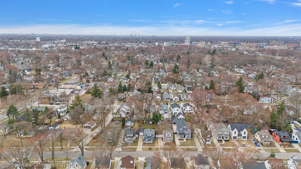 702 S Vermont Avenue, Royal Oak, MI 48067 — Photo 39