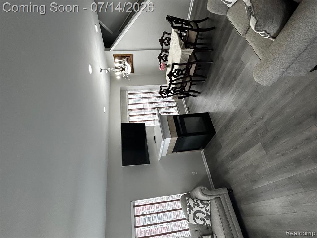42808 Park Cresent Drive, Sterling Heights, MI 48313 — Photo 5