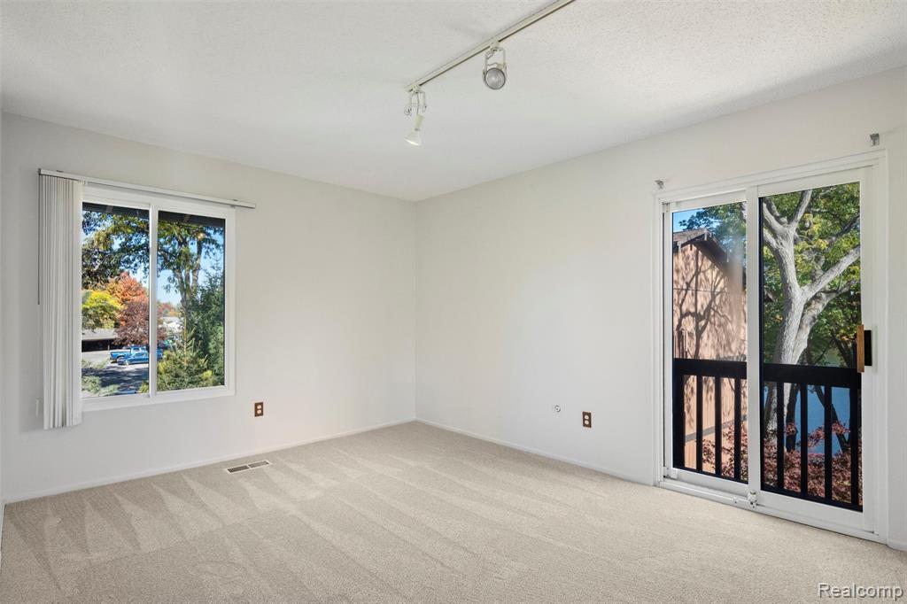 1724 Grove Road, 301, Ypsilanti, MI 48198 — Photo 24