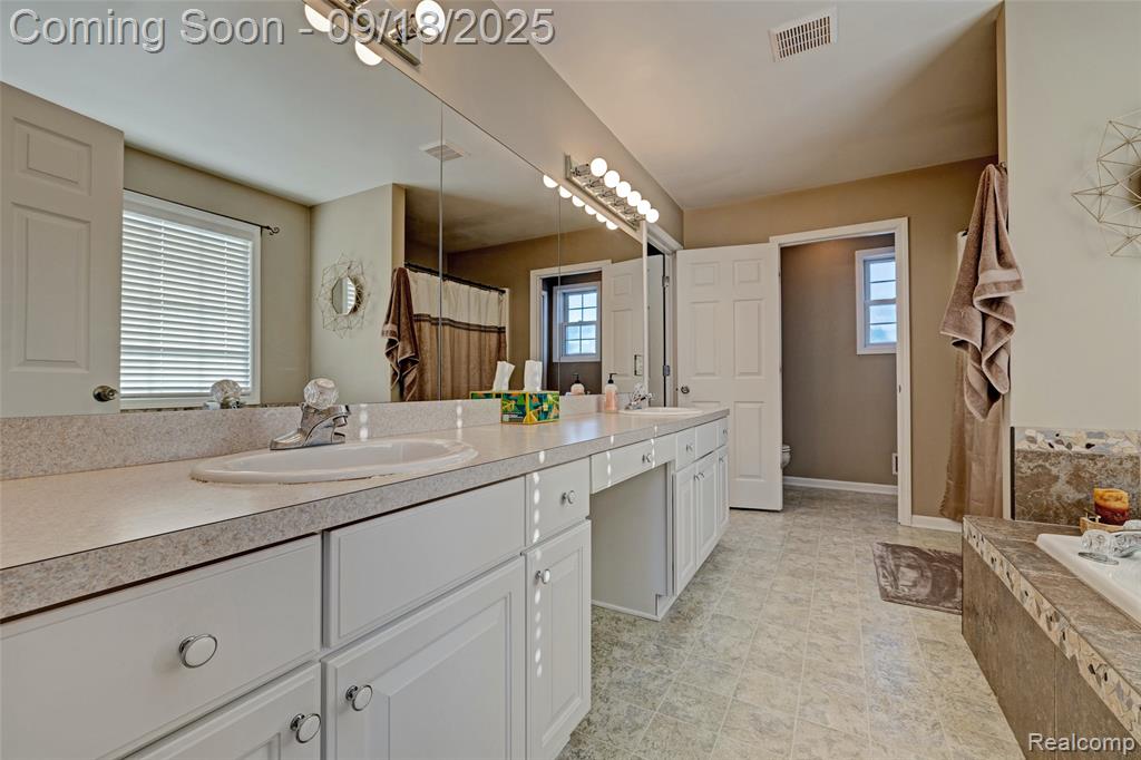 7438 Peppermill Drive, Swartz Creek, MI 48473 — Photo 27
