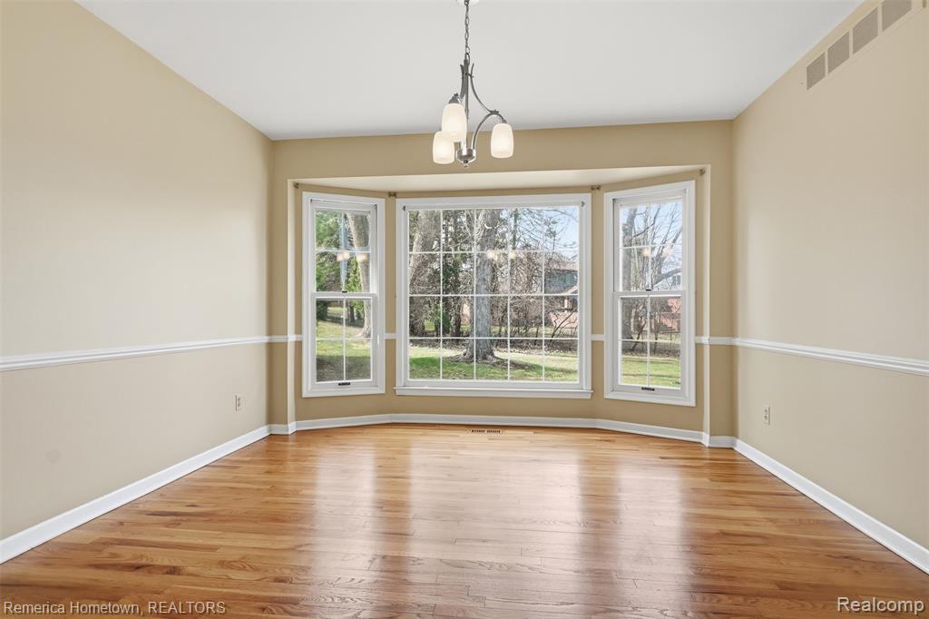 12811 Glenview Drive, Plymouth, MI 48170 — Photo 5
