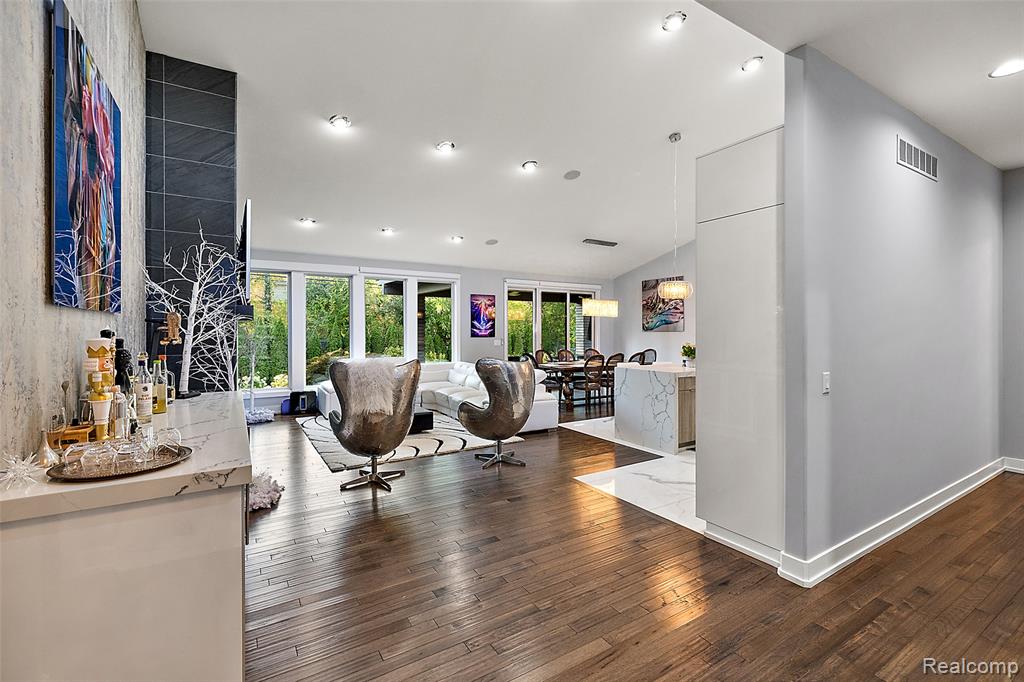 16281 Buckingham Avenue, Beverly Hills, MI 48009 — Photo 4