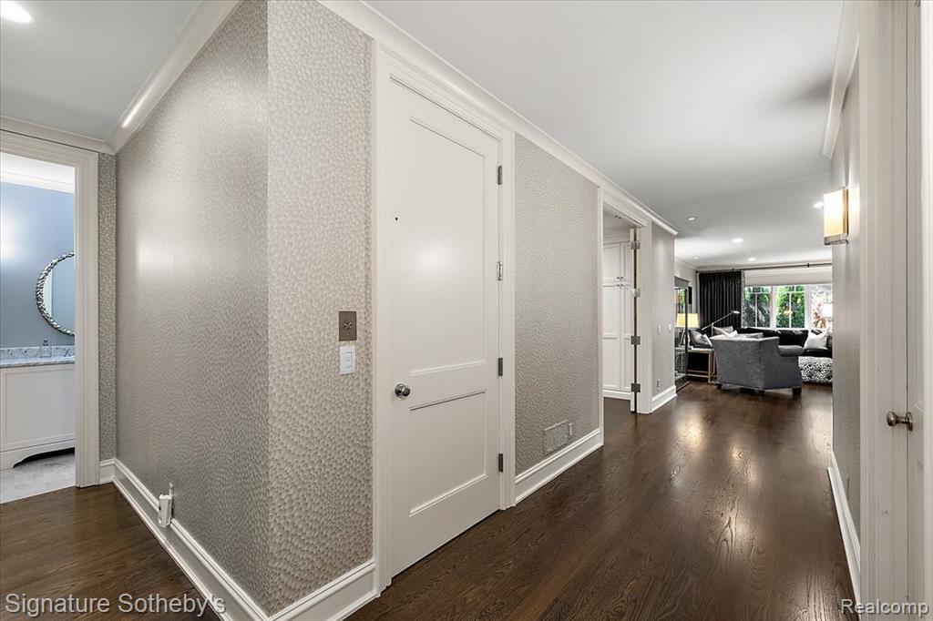 200 Woodland Villa Court, Birmingham, MI 48009 — Photo 58